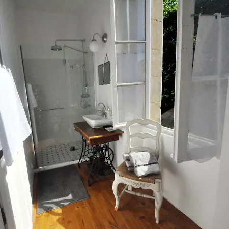 فندق مبيت وإفطار La Maison Du Pinier